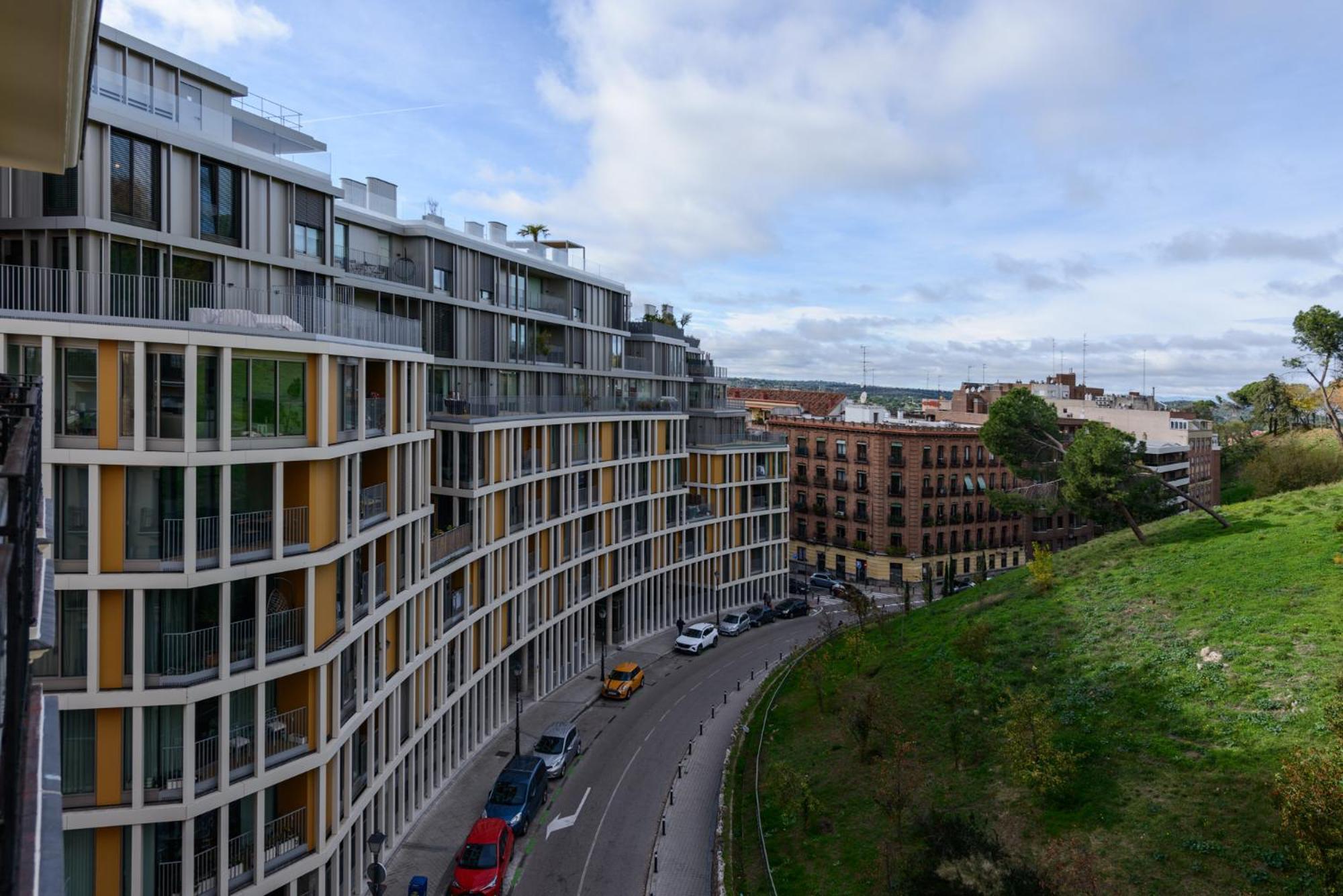 Amplio Piso En Madrid Centro Con Vistas Al Templo De Debod Daire Dış mekan fotoğraf